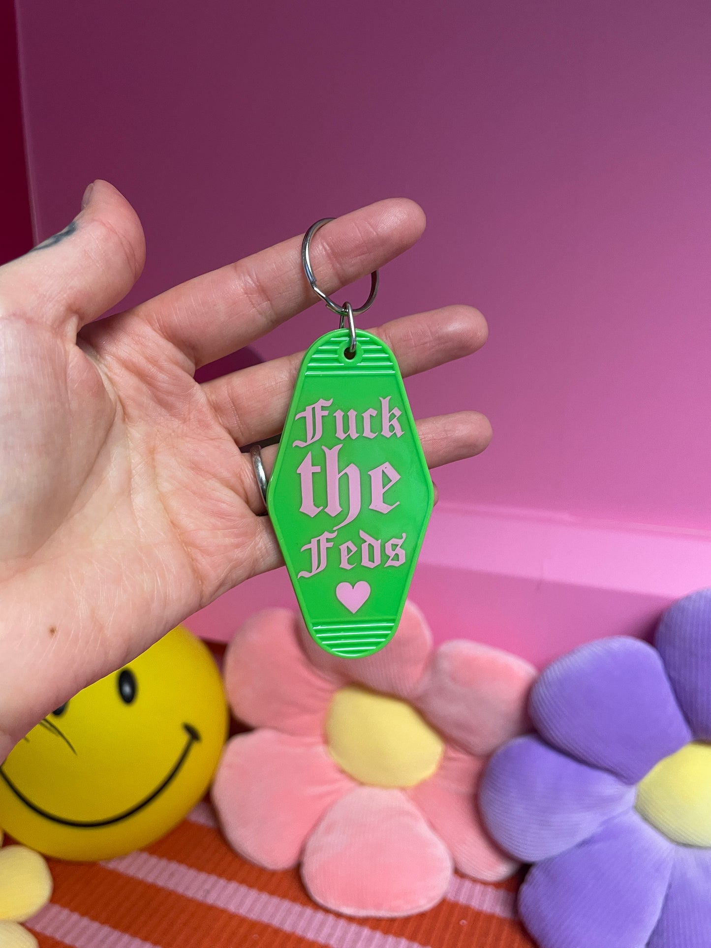 CLEARANCE -fuck the feds motel keychain