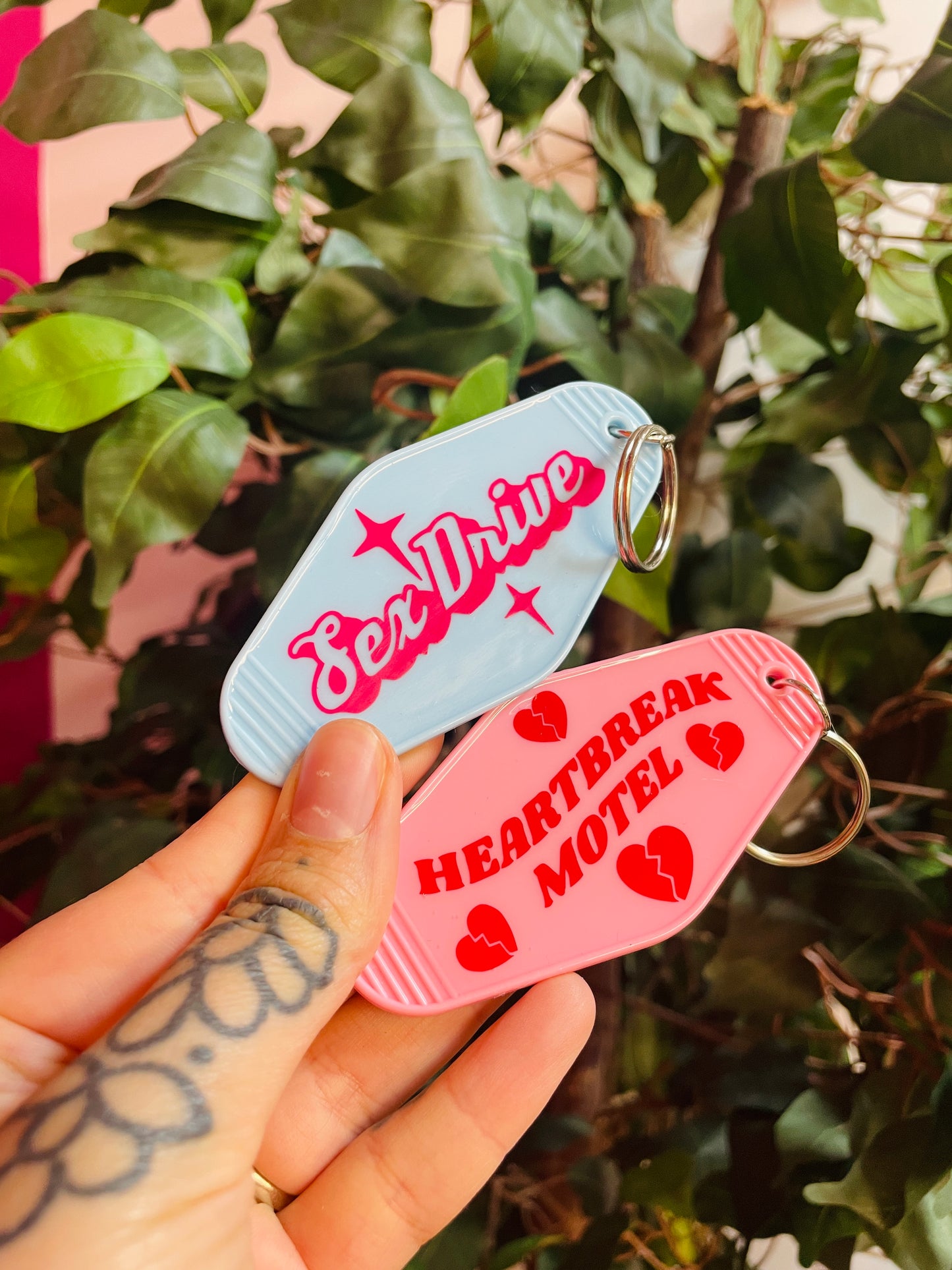 Heartbreak Motel motel keychain keyring various colours