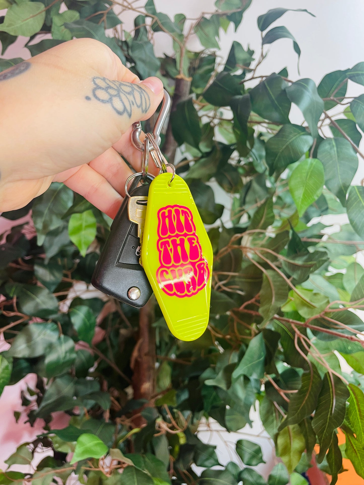 Hit the curb motel keychain keyring various colours