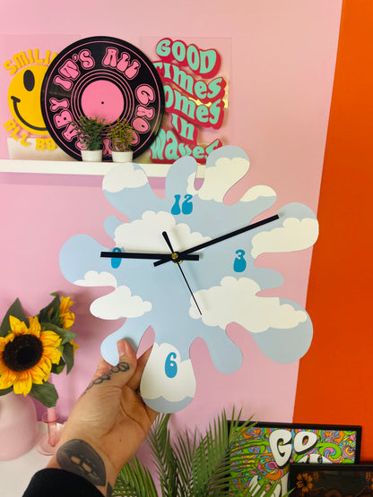 Clouds blob shaped decorative clock silent movement