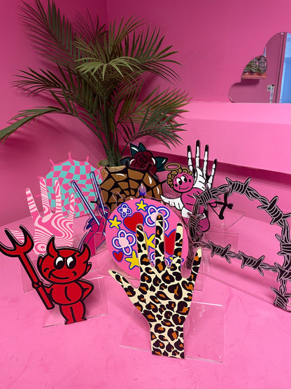 Retro wavy checkerboard jewellery stand home decor accessories